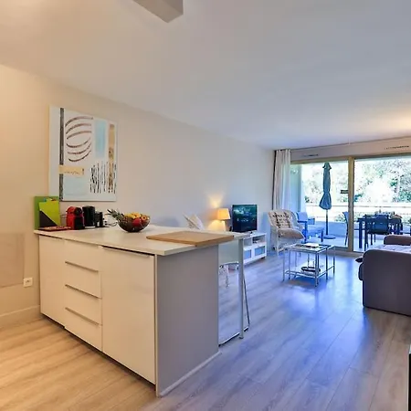Appartement 2 Pieces, Piscine Et Parking Centre De St Tropez Saint-Tropez